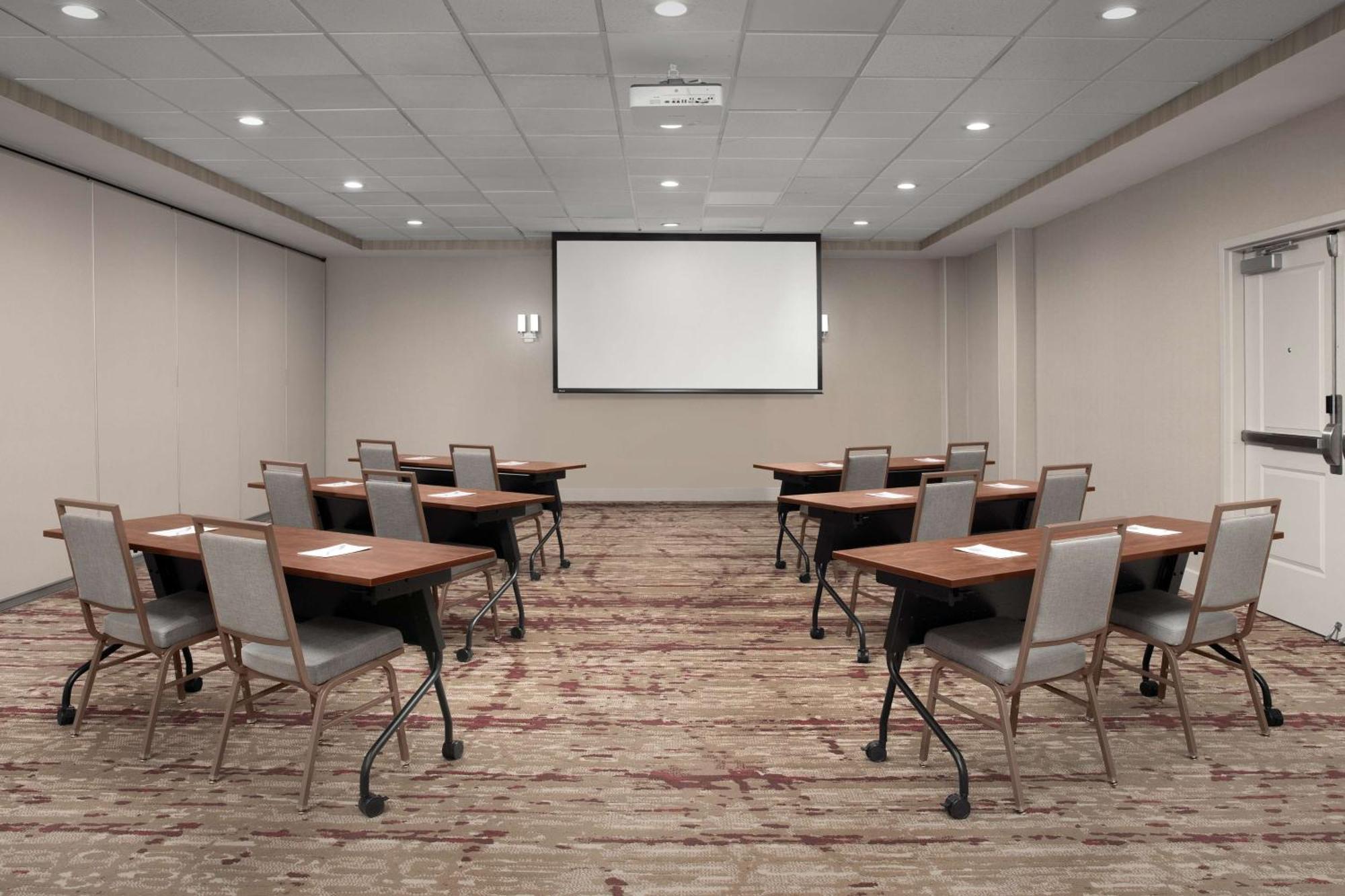 Hilton Garden Inn Philadelphia-Fort Washington Zewnętrze zdjęcie