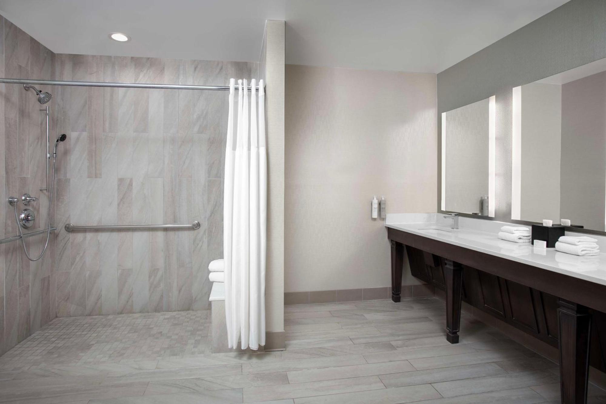 Hilton Garden Inn Philadelphia-Fort Washington Zewnętrze zdjęcie