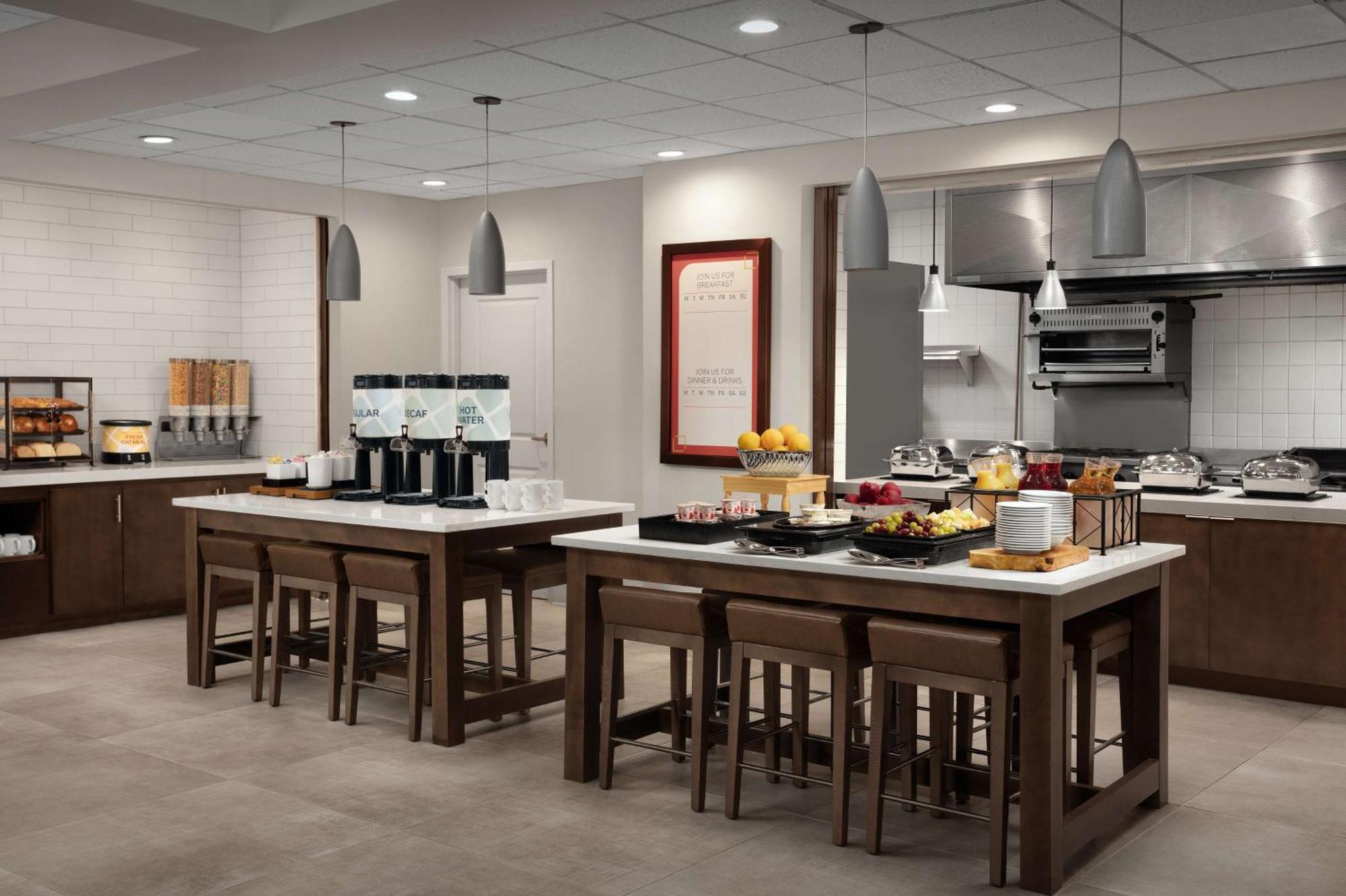 Hilton Garden Inn Philadelphia-Fort Washington Zewnętrze zdjęcie